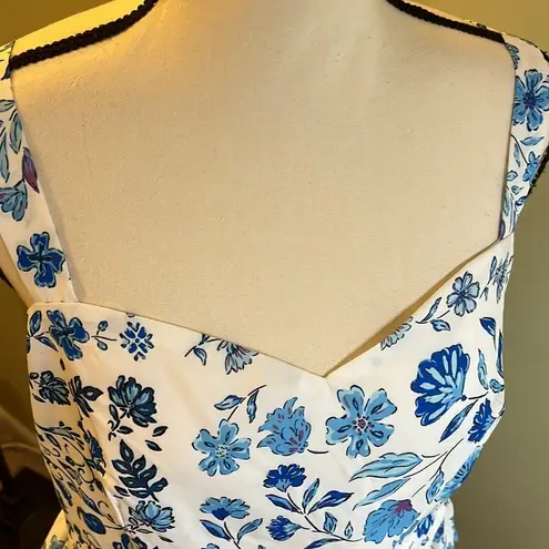 AQUA  floral print sweetheart neck blue white peplum exposed zipper back top