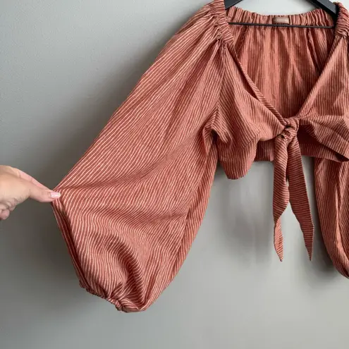 MOODSTORIES Striped Balloon Sleeve Tie Front Crop Top in Terracotta EU Small Orange Size undefined