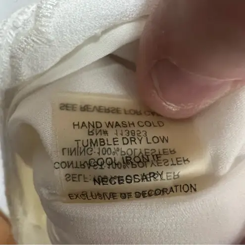 Sugar Lips  boho style eyelet lace spaghetti strap adjustable tank size medium