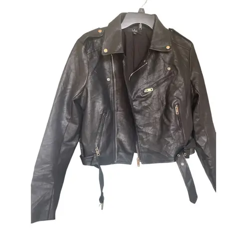 Lulus  Women’s Faux Leather Moto Jacket Black L Belted Zippered