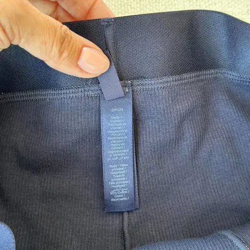 SKIMS Cotton Rib Boxer in Navy Daisy Print, Size Small