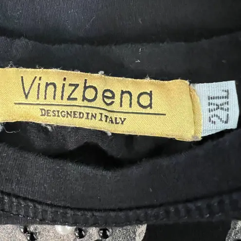 Vinizbena Embellished T