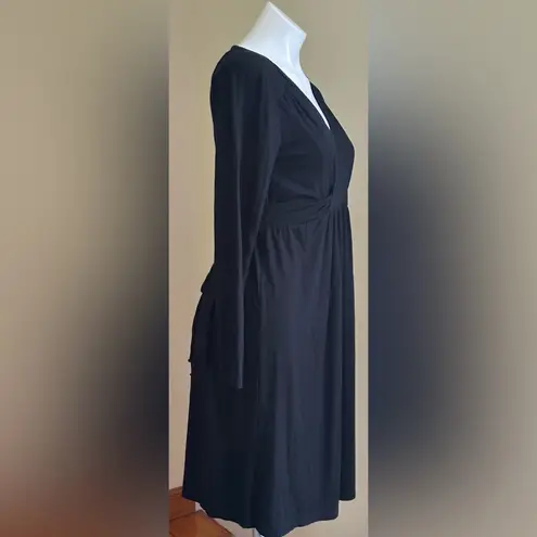 A pea in the pod Collection Black V Neck Wrap Look Fitted Dress.Tie In Back Sz S