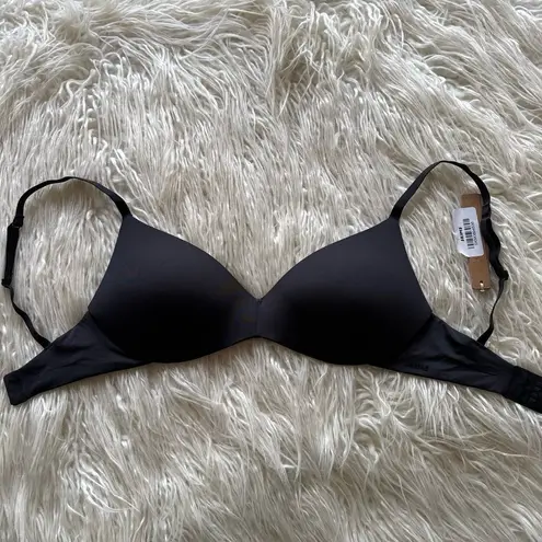 SKIMS Wireless Form Push up Plunge Bra Onyx Size 30D