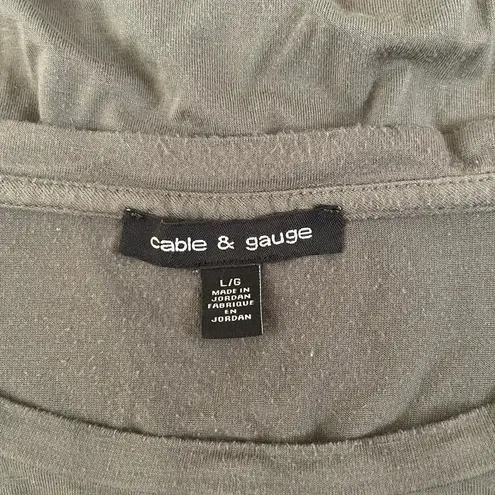 Cable & Gauge Women’s scoop neck green cropped sleeve shirt Large