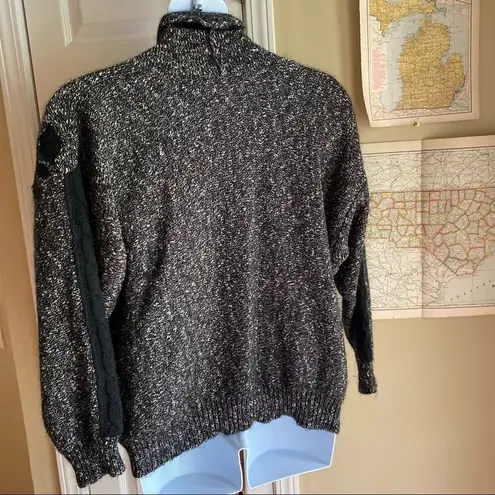 Vintage Wool and Angora Gray Sweater with Grape and Roses Appliqué Size 1X