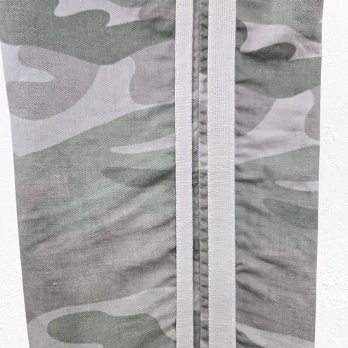 Mother Shaker Chop Crop Fray Pants Green Camo Print Linen Blend Pants Size 27