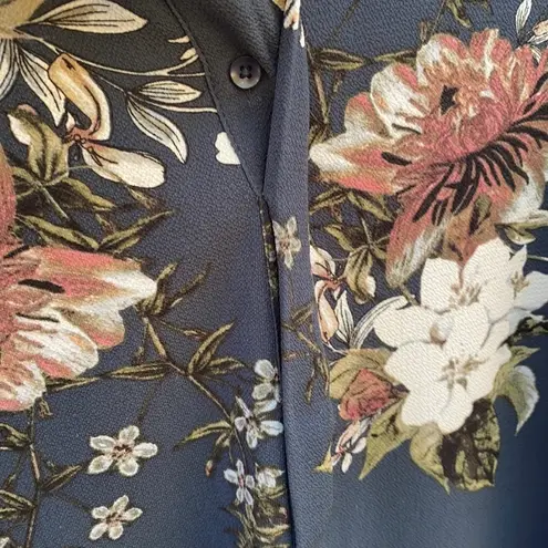 C & E Womens size small button up teal floral tunic top relaxed flowy fit