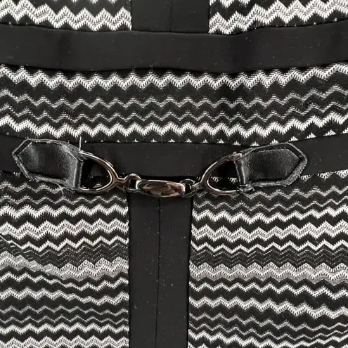 Joseph Ribkoff Knit Dress Womens 12 Black White Zig Zag Stretch Mod Retro Glam