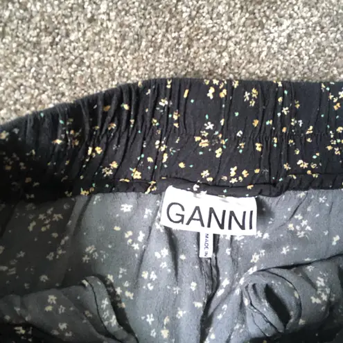 Ganni Black Floral Print Crepe Trousers in Ditzy Floral Size 34 or XS