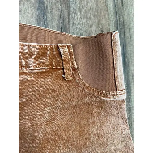 Isabel Maternity by Ingrid & Isabel Denim Shorts Sz 4 High Rise Pregnancy Brown