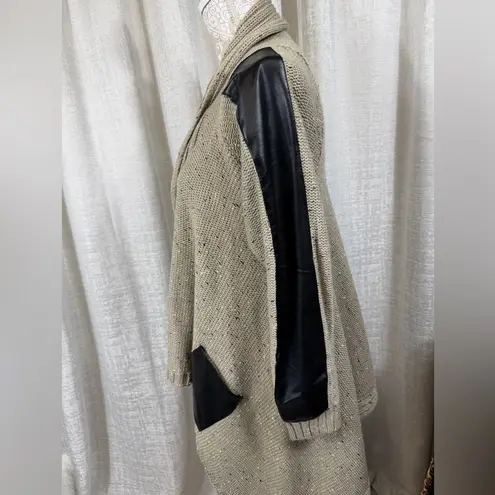 YAIRA Taupe Knit Open