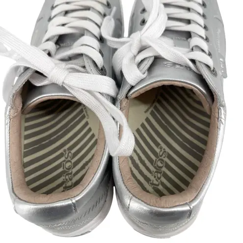 Taos Plim Soul Luxe Sneaker in Metallic Silver Size 6 Quiet Luxury Leather