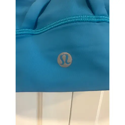 Lululemon  Sports Bra Blue Zip Front Criss Cross Straps high energy high neck 8