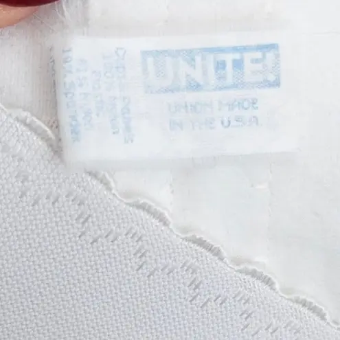 Vintage Womens Lace Corset Bra Size 44DD White Bustier Romantic Bridal Sheer