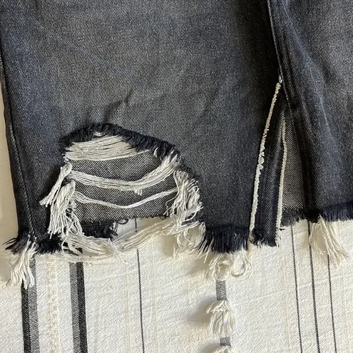 Free People nwt //  relaxed & destroyed denim skirt