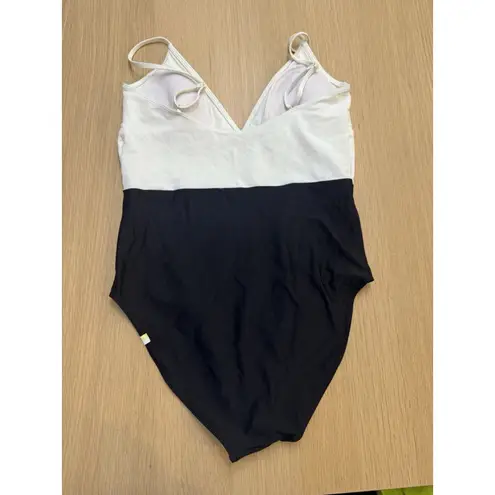 Summersalt Black And White Colorblock One Piece Swimsuit Size 10 Xx1316