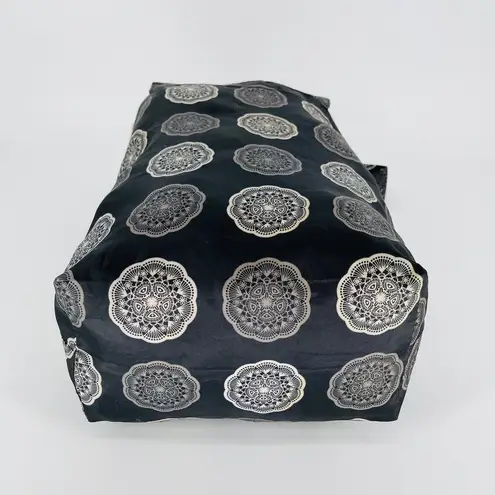 Sachi Shop Pack & Go Black and Grey / Gray Medallion Mandala Nylon Tote