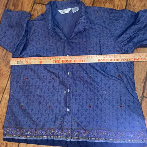 Victoria Jones Vintage Blue embroiled floral Button-Up Shirt top woman’s 1X 90s