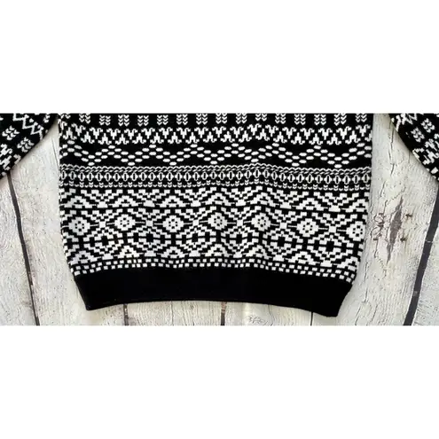 Truth By Republic Geometric Print Sweater
