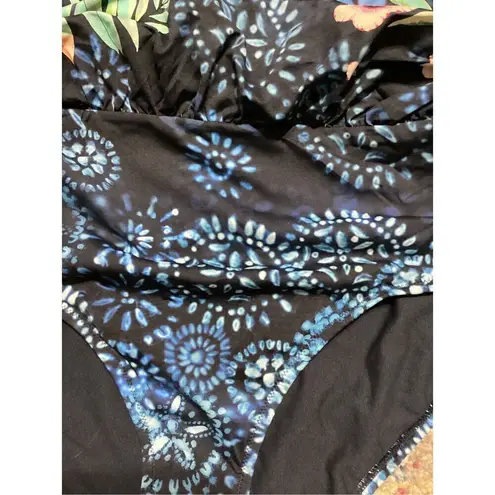 Johnny Was New. Boho floral blouson swimsuit. Retails $238. 3X