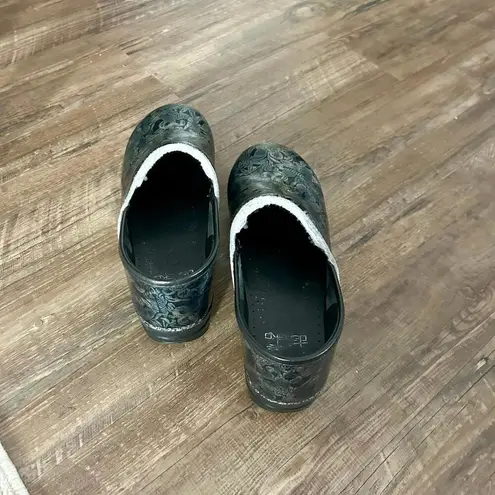 Dansko Leather Clogs for Women in Antique Tooled - Size 41