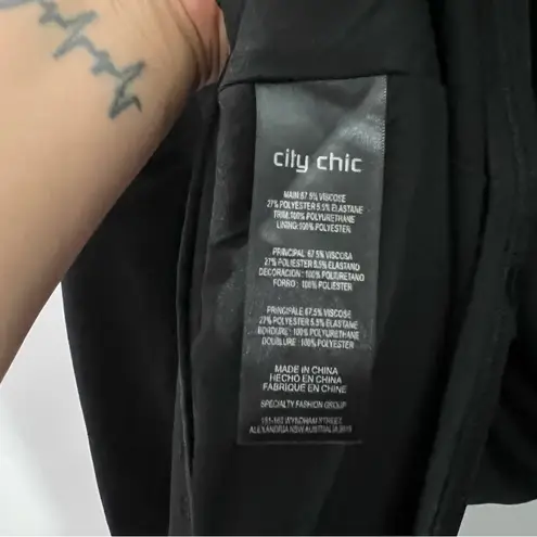 City Chic Spliced Mod Sheath Dress Black Ponte Faux Leather Trim V-Neck XL/22