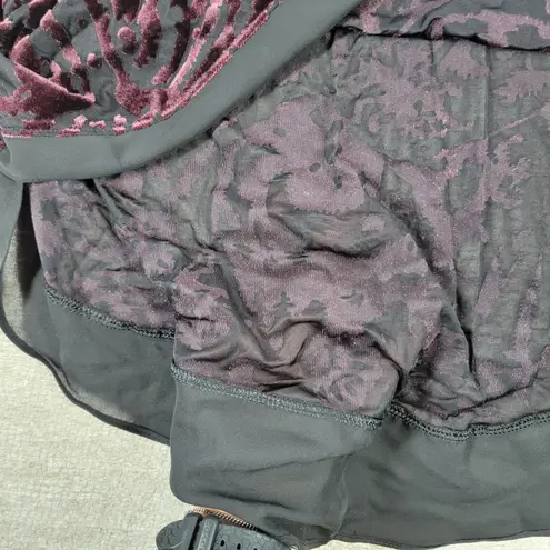 Simply Vera Wang Velvet Burnout Top Womens M Plum Sheer Hem Witchy Fairycore Purple Size M