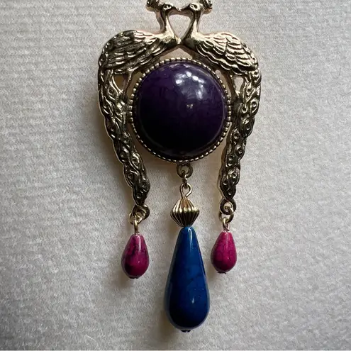 Art Deco Vintage Regal Gold Colored Kissing Peacock Birds Dangle Brooch Pin