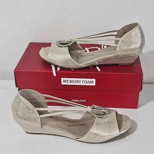 Impo mpo Memory Foam Rory (Tapioca/ Champagne Metallic) Size 8.5 M - 3964962