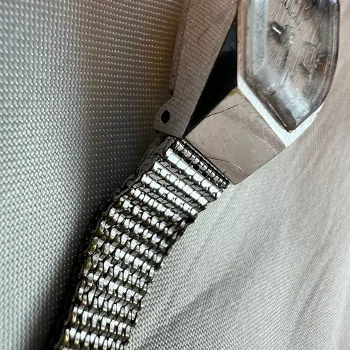 Bulova Vintage Watch Women’s Ladies Silver Mesh Buckle Band 1977 Manual Wind 6"