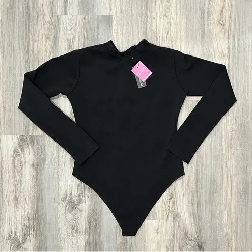 Pretty Little Thing NWT  Black Long Sleeve Zip Mock Neck Scuba Swimsuit Size 10