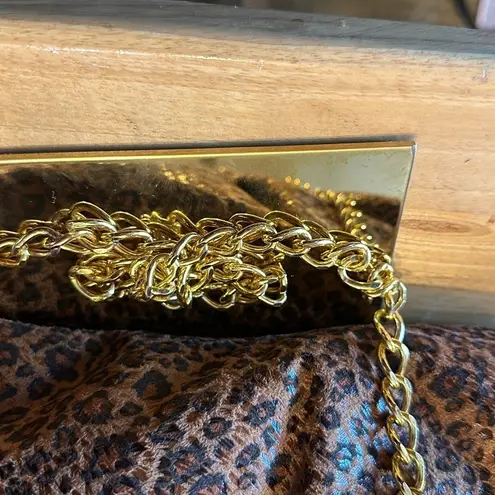 Kristine vintage look bag. The chain is detachable so is a Crossbody or clutch. - Image 2