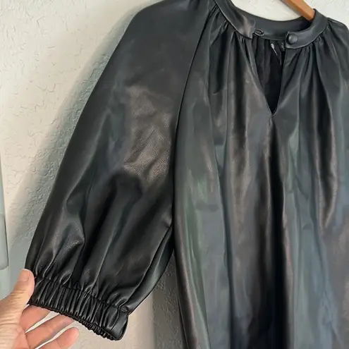 Versona NEW Faux Leather Black Top 1/2 Sleeve Small Mobwife Fall Boss Chic