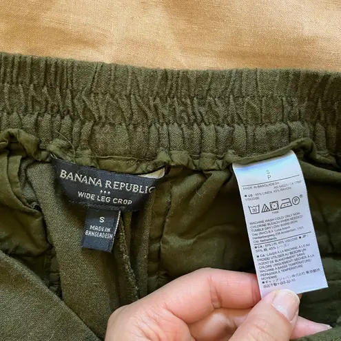 Banana Republic Linen olive wide leg crop pants 