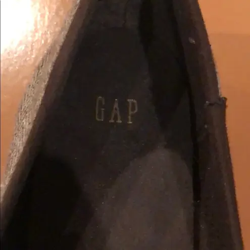 Gap  flats