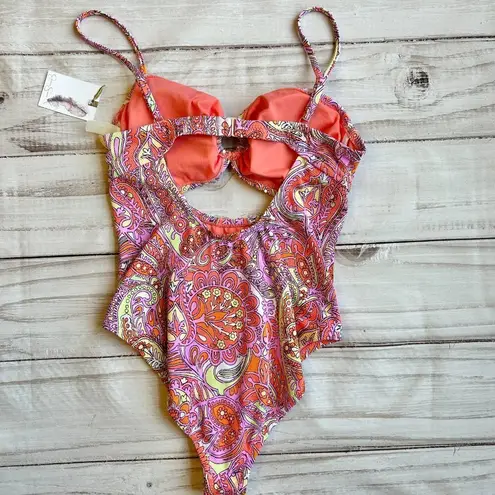 Jessica Simpson  Flower Child O-Ring Cutout One-Piece Swimsuit Size M NWT