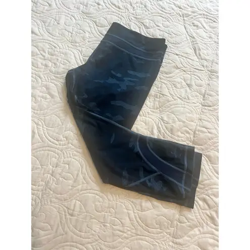 Lululemon  run inspire lotus blue camo leggings size 12