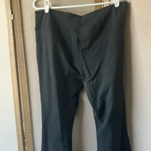 New York & Company Classic Black slacks large