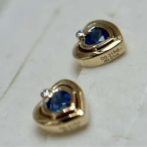 NWOT 9K Yellow Gold Heart 0.315ct Sapphire with 0.01ct Diamond Earrings,Stud