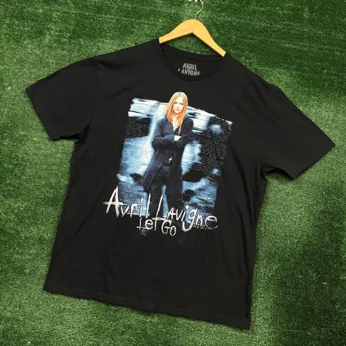 Avril Lavigne Let Go Album Pop Punk T-Shirt Size Extra Large
