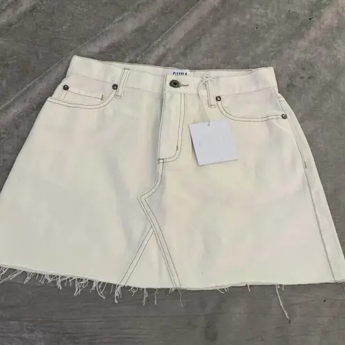 Pistola ivory Off White Denim A Line Mini Skirt Size 27 NET Raw Hem Casual Short