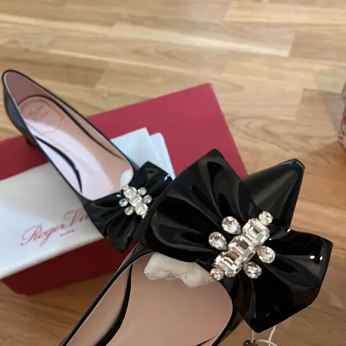 new roger vivier bow jewels patent leather pumps 45 Size 6.5 - Image 2