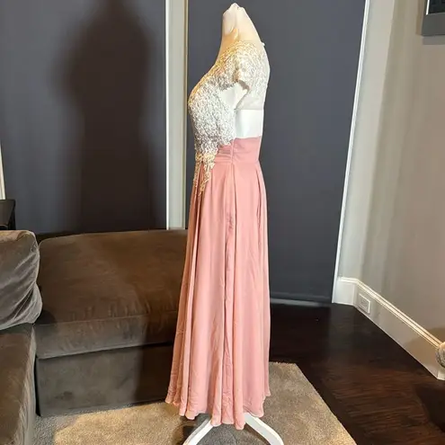 Women’s Ivory Lace Top Pink Chiffon V