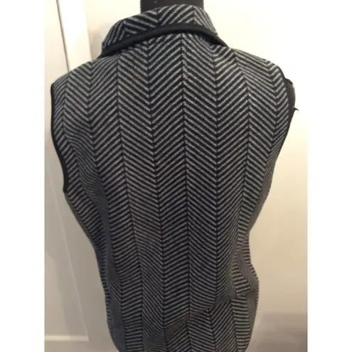 The Savile Row Co. London Sleeveless Vest Size Medium Zip Front Black