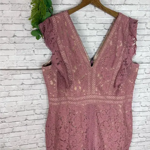 City Chic Blush Pink Eyelash Hem Lace Deess