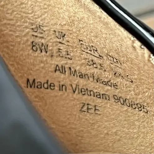 Life Stride Zee black patent Loafer preppy scandi girl dark academia comfort