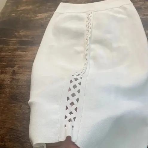 Bailey 44 stern sweater skirt in cream medium NWT