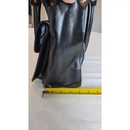 Tre Vero Genuine leather handbag Florentine craftsmanship in black leather