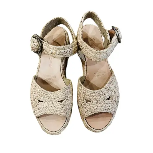 ROBERT CLERGERIE $550 Natural Raffia
Palm Flatform Espadrille Sandals
Italy 5.5 Tan